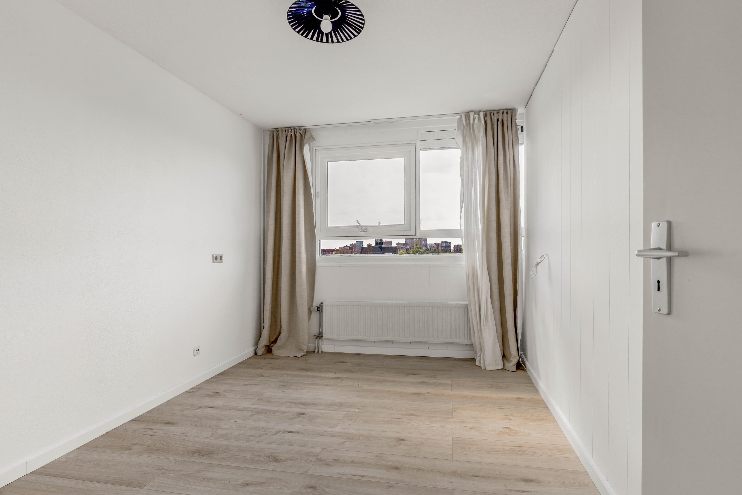 De Steven 29 , 1502 BR Zaandam 35